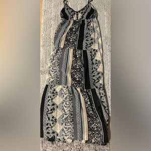 Full-length Sleeveless Bohemian Maxi Dress